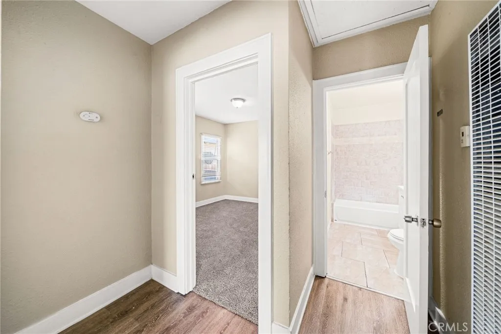 122 E 83rd Street, Los Angeles, California 90003 home-pic-31